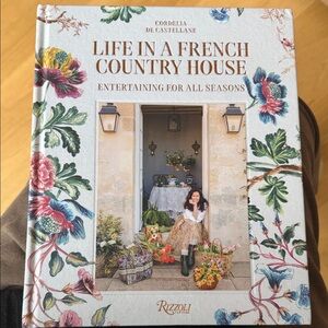 Rizzoli Life in a French Country House Book - Floral Design